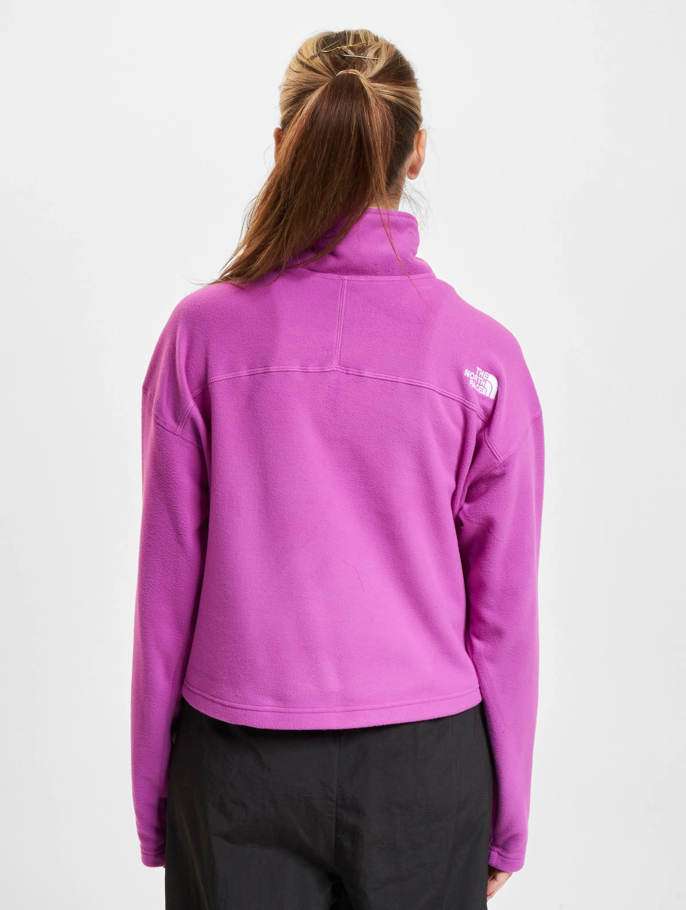 100 Glacier Cropped 1/4 Zip