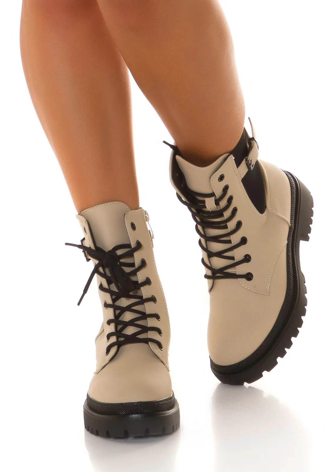 Botas para atar Beige