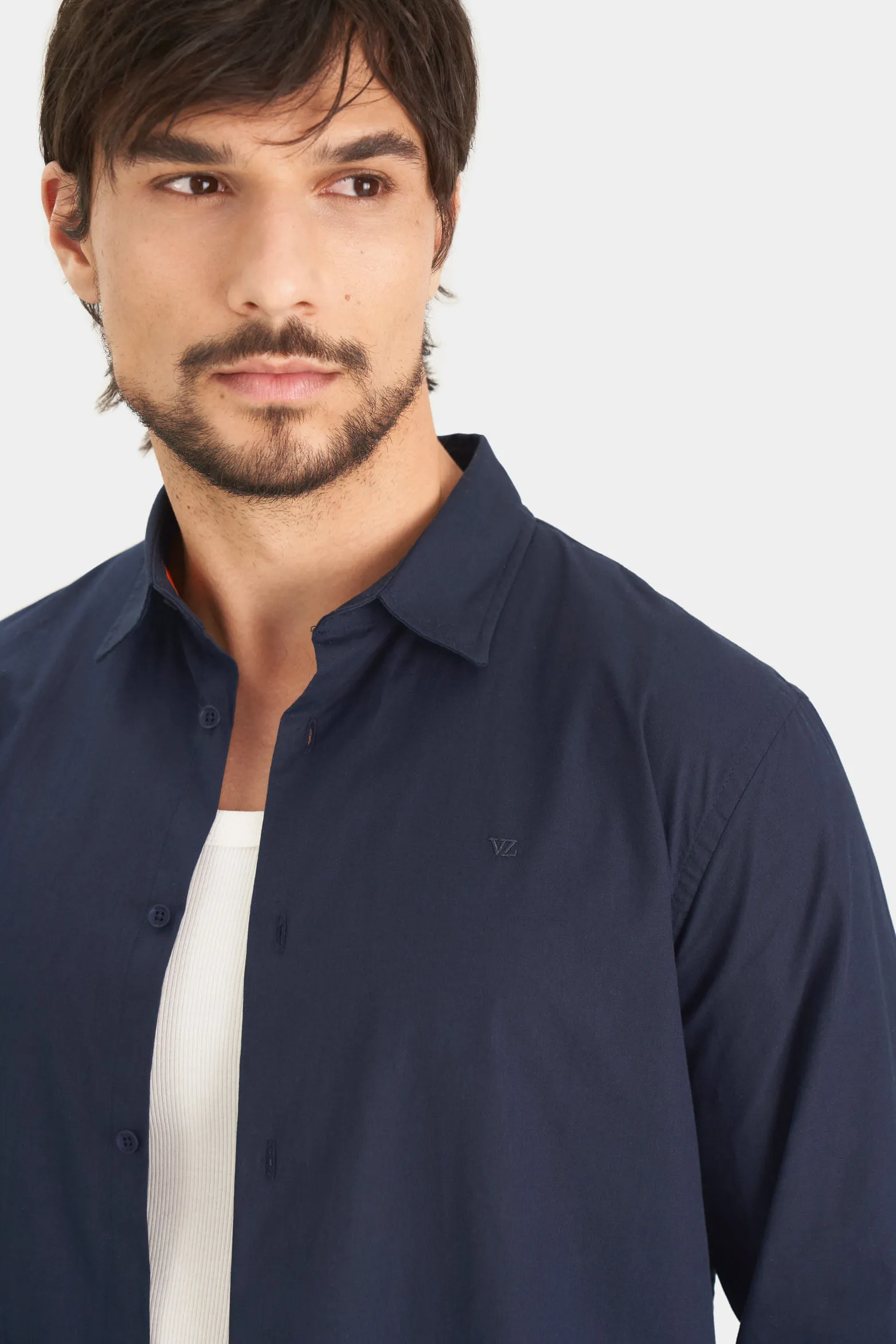 Camisa en popelina para hombre semifitted