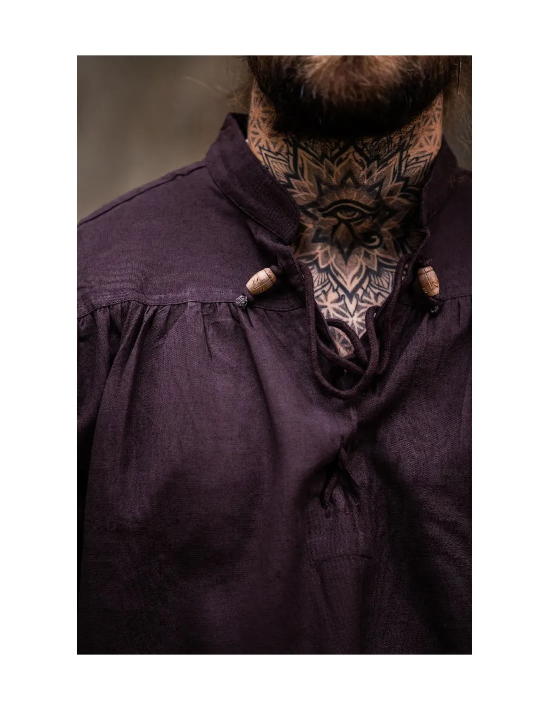 Camisa medieval marrón corte ancho