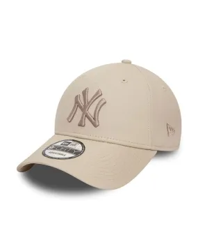 Gorra New Era New York Yankees League Essential 9FORTY Marrón