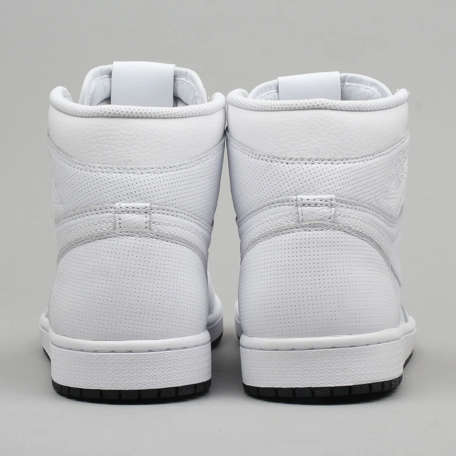 Jordan Air Jordan 1 Retro High OG "White Perforated"