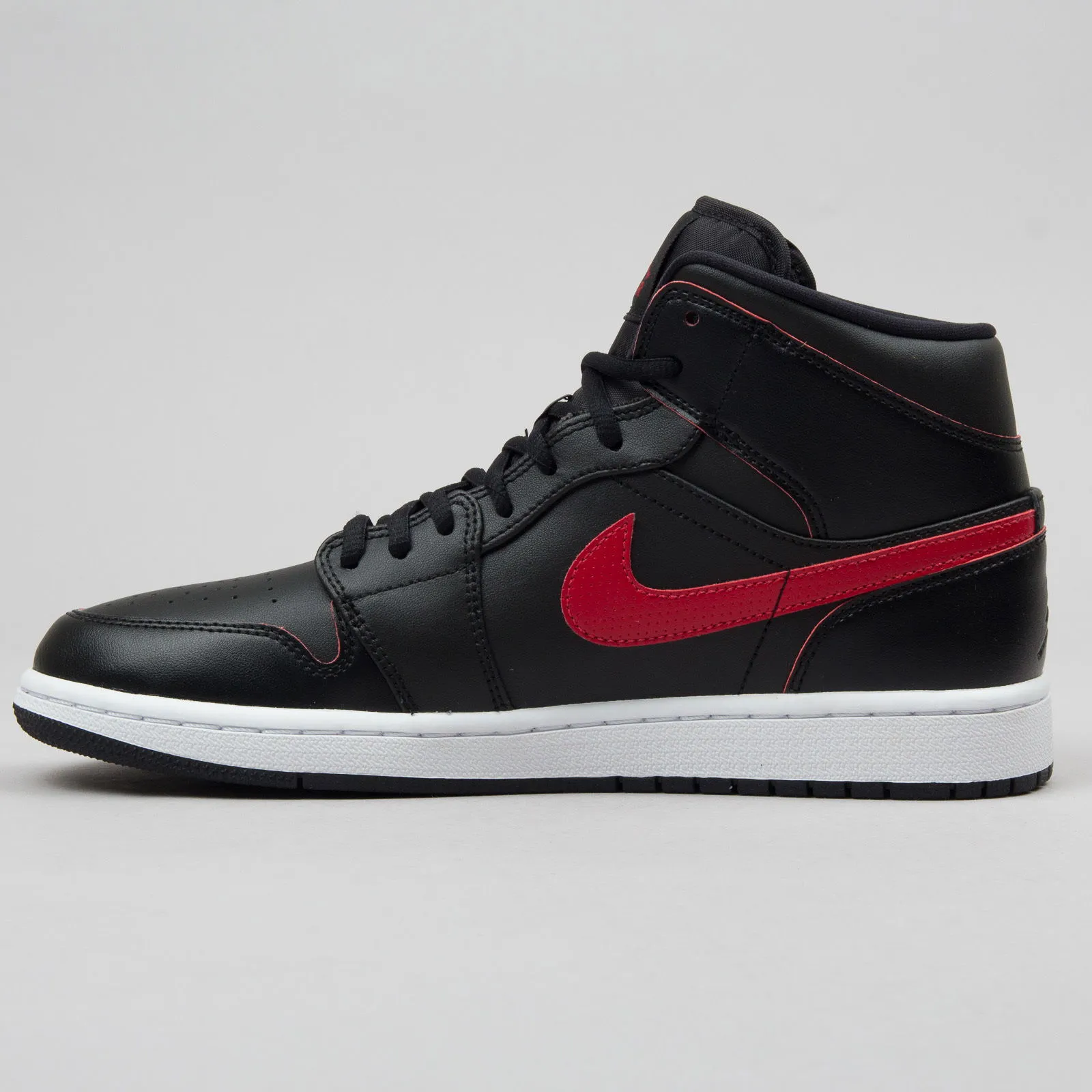 Jordan Air Jordan 1 Retro Mid "Black Team Red"