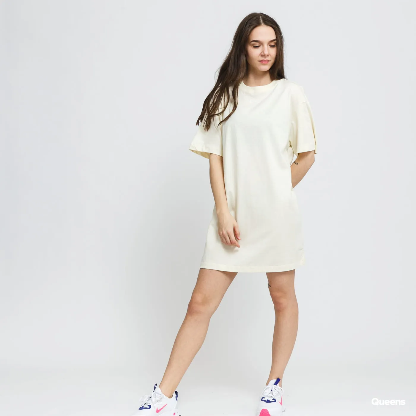 Nike Essential Short Sleeve Dress