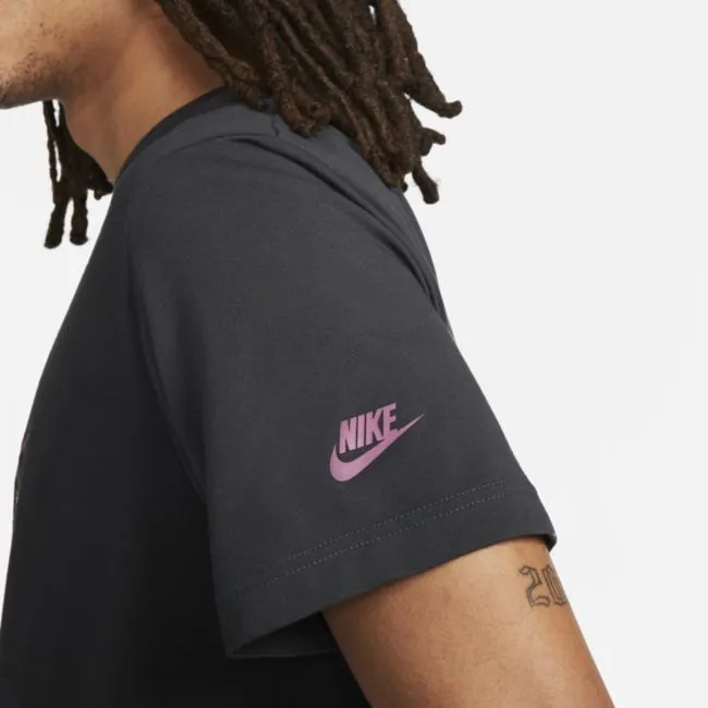 Nike Sportswear Graphic T-Shirt