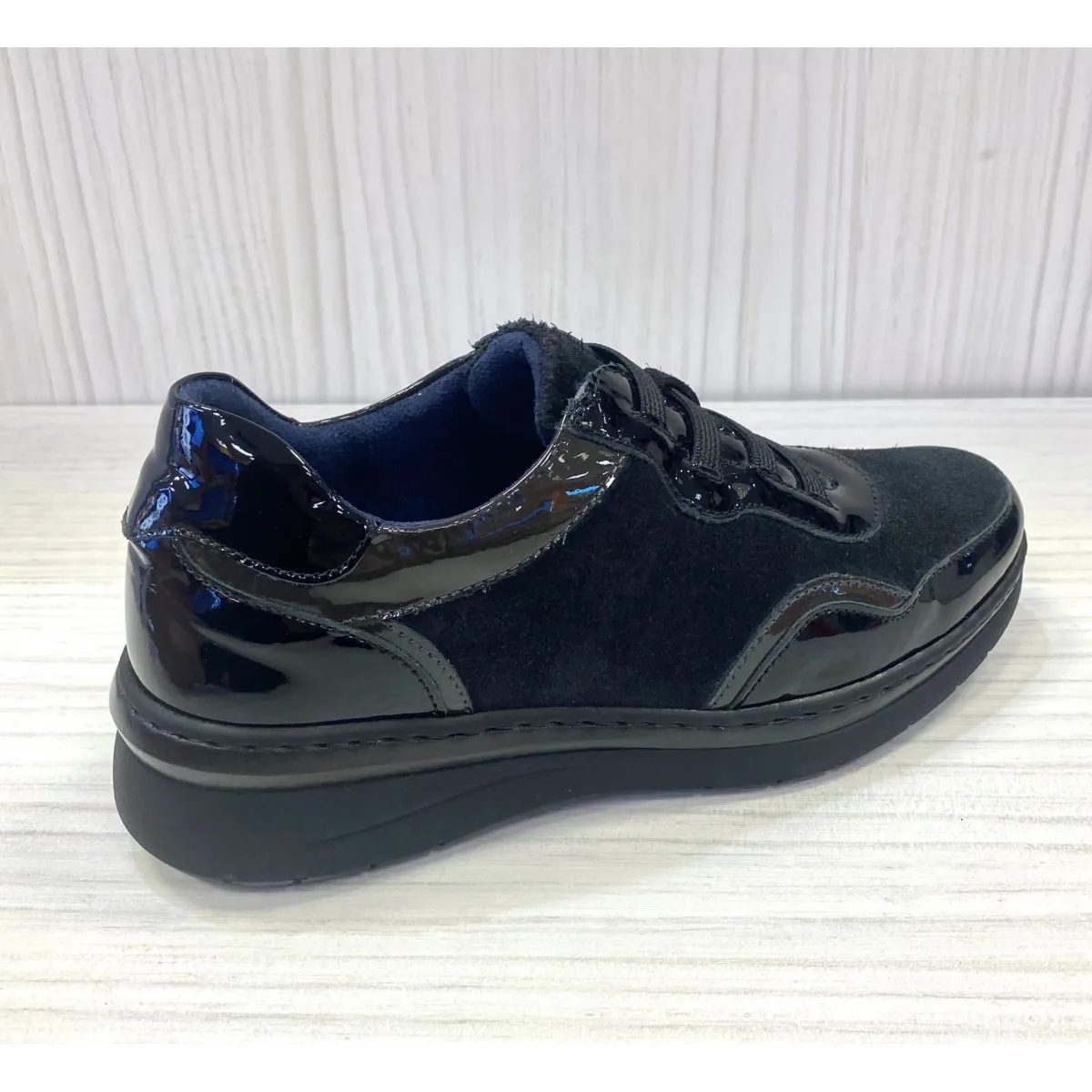 Notton zapato deportivo mujer sin cordón negro N1054