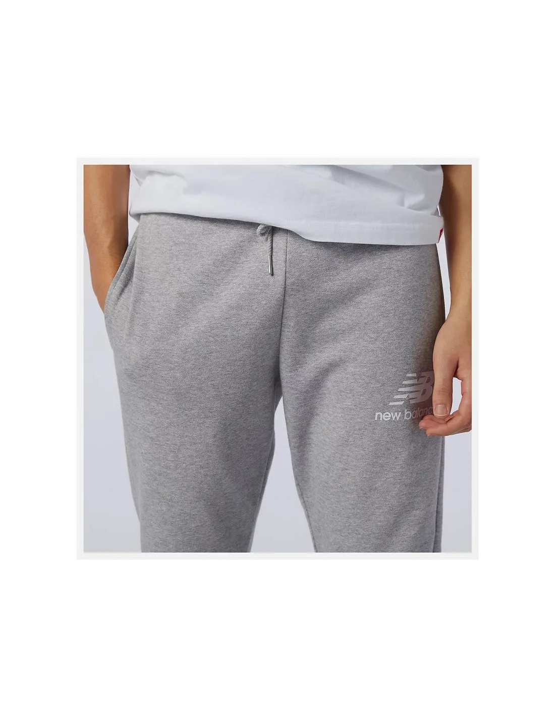 Pantalones New Balance Essential Stack Logo Gris