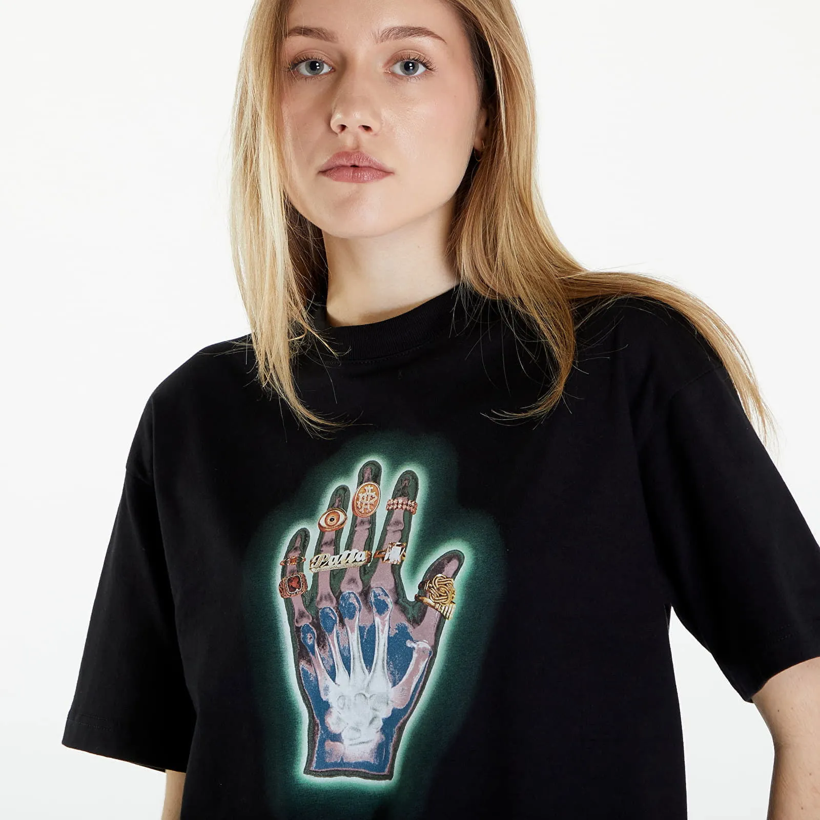 Patta Healing Hands T-Shirt UNISEX