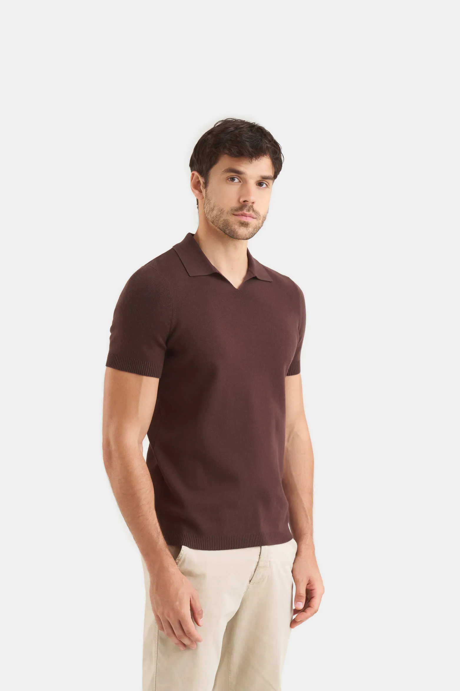 Polo tejida para hombre cuello en V