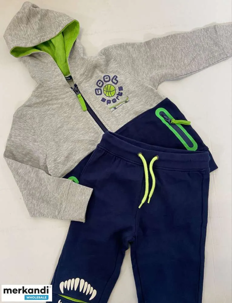 Ropa para niños Nómbralo y más.