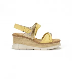 Sandalias de Piel Saray D9004 amarillo -Altura cuña 8cm-