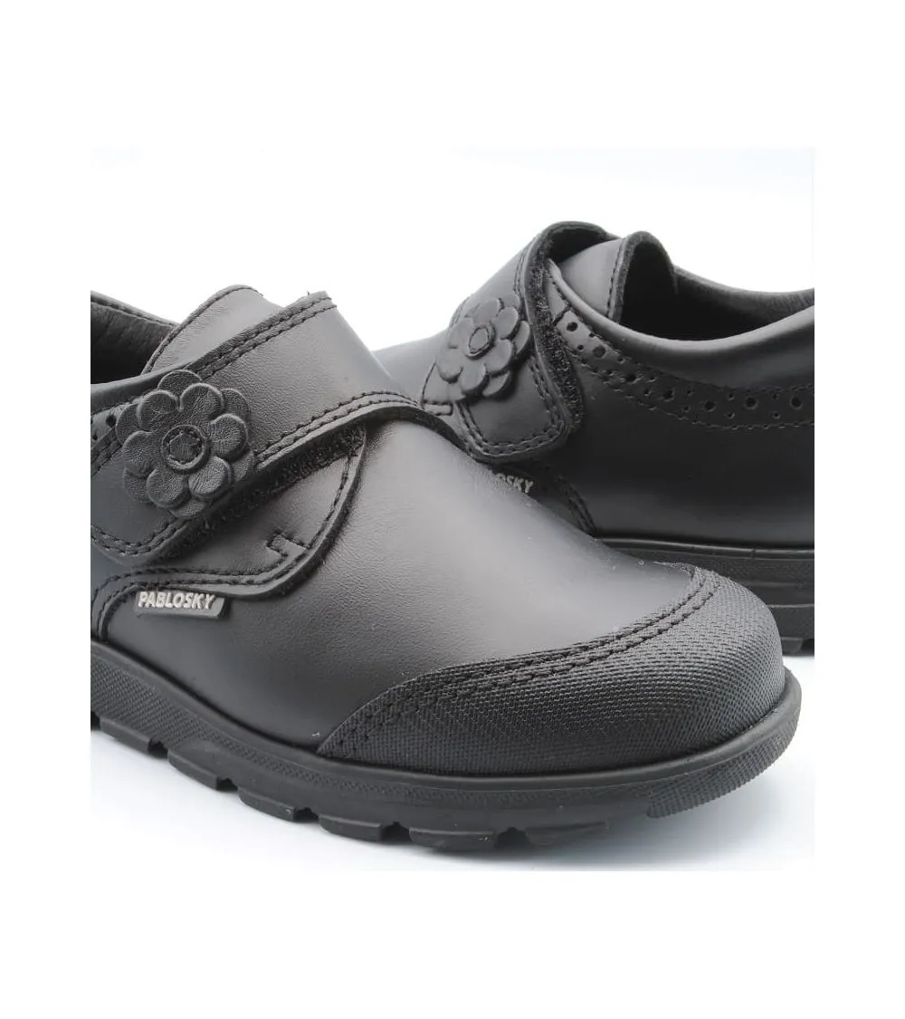 ZAPATO COLEGIAL PABLOSKY NIÑA NEGRO VELCRO CERRADO