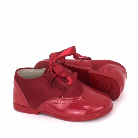 Zapato unisex rojo modelo blucher inglés