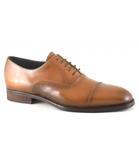 Zapatos con cordones para hombre en color brandy